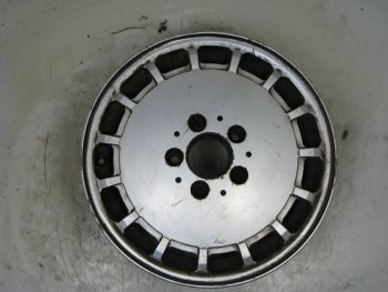 2014011102 Mercedes 15 Hole Wheel 6 x 15