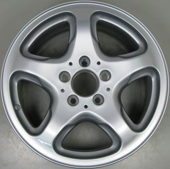 B66470533 Mercedes Acamar Wheel 8 x 16