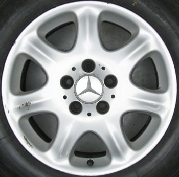 2204010102 Mercedes 220 S-Class Carmenta 7 Hole Wheel 7.5 x 16