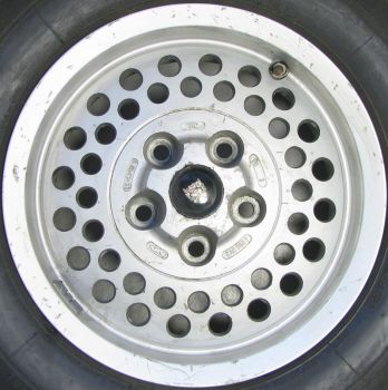 CAC5667 Jaguar XJS Series 3 Pepper Pot Multi Hole Wheel 6 x 15