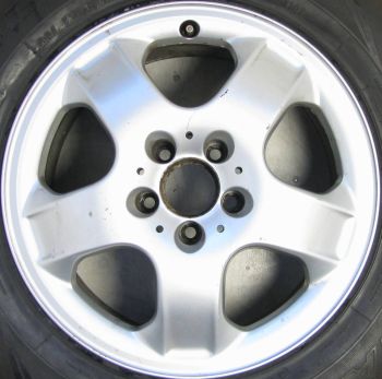 1634013702 Mercedes Thuban 5 Spoke Wheel 8 x 17