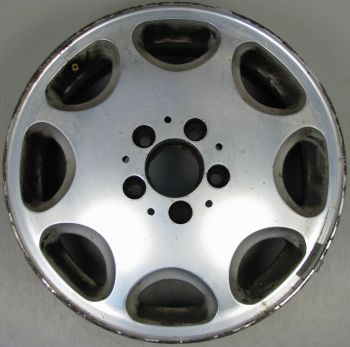 1404001402 Mercedes 8 Hole Wheel 7.5 x 16