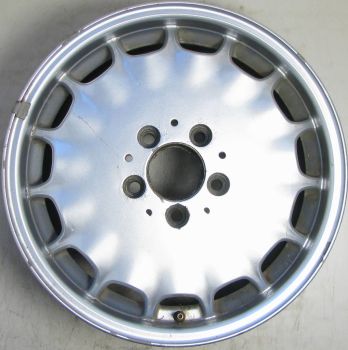 1404011002 Mercedes 15 Hole Wheel 7.5 x 16