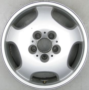 2104010402 Mercedes Merak Wheel 7.5 x 16