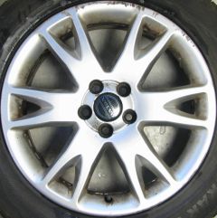 30639519 Volvo Twin 6 Spoke Wheel 7 x 18" ET49 Z10172